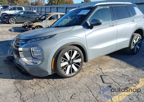 2025 Mitsubishi Outlander Sel 2.5 2Wd from USA, damaged, VIN JA4J3WA89SZ025605
